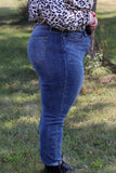 Curvy Bleach Splash Judy Blue Jeans