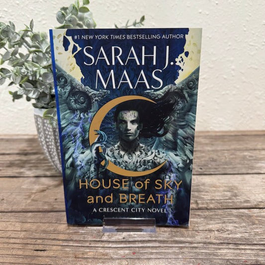 House of Sky & Breath: Crescent City #2